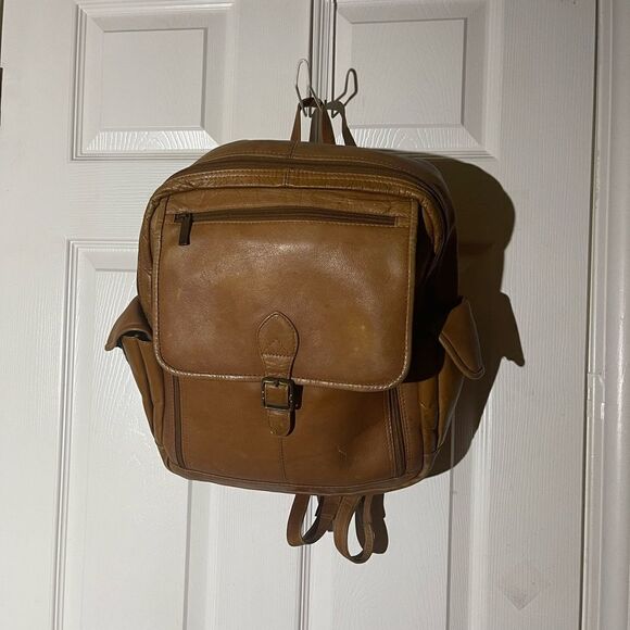 Unbranded tan leather large Backpack antique tone hardwares. - Picture 1 of 14